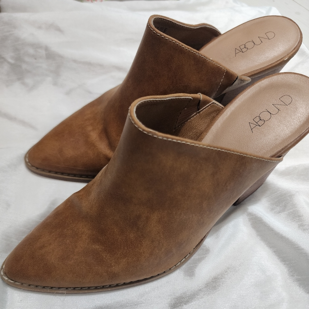 Abound boot mules size 8